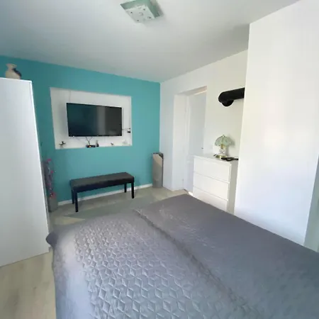 Perla Vendeghaz * Igal