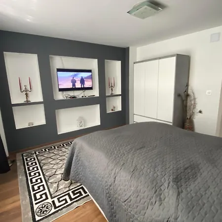 Perla Vendeghaz Apartament