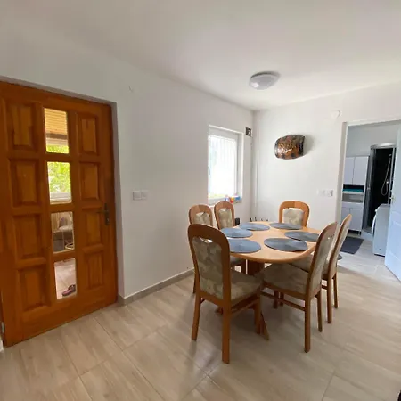 Perla Vendeghaz * Igal