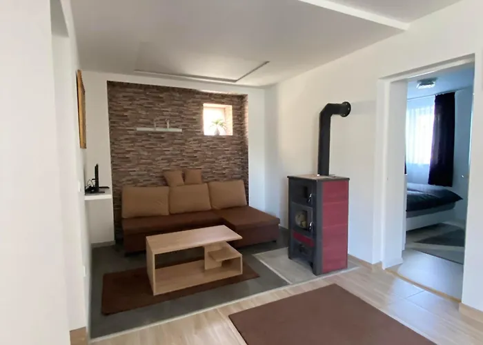 Perla Vendeghaz * איגל