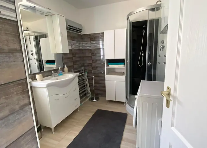 Perla Vendeghaz Apartament Igal